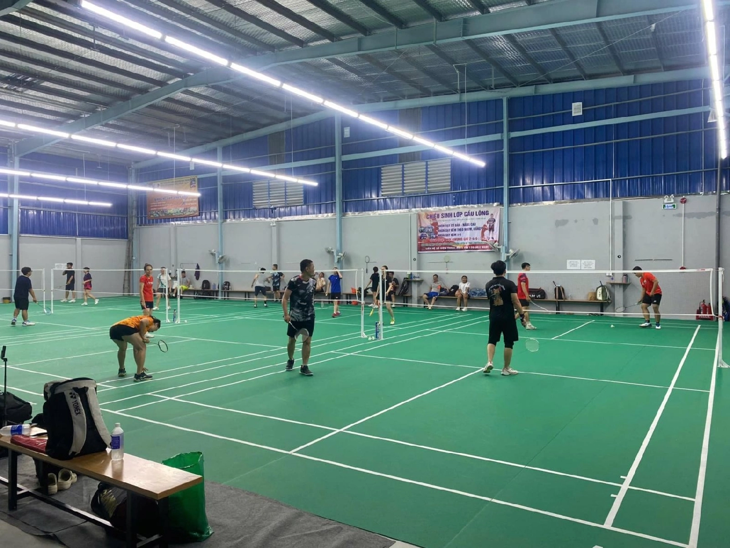 Sân cầu lông Hạnh Phúc Dĩ An