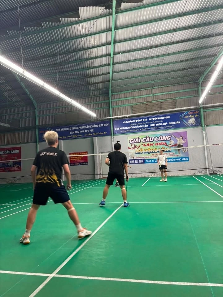 Sân cầu lông Lâm Hiếu