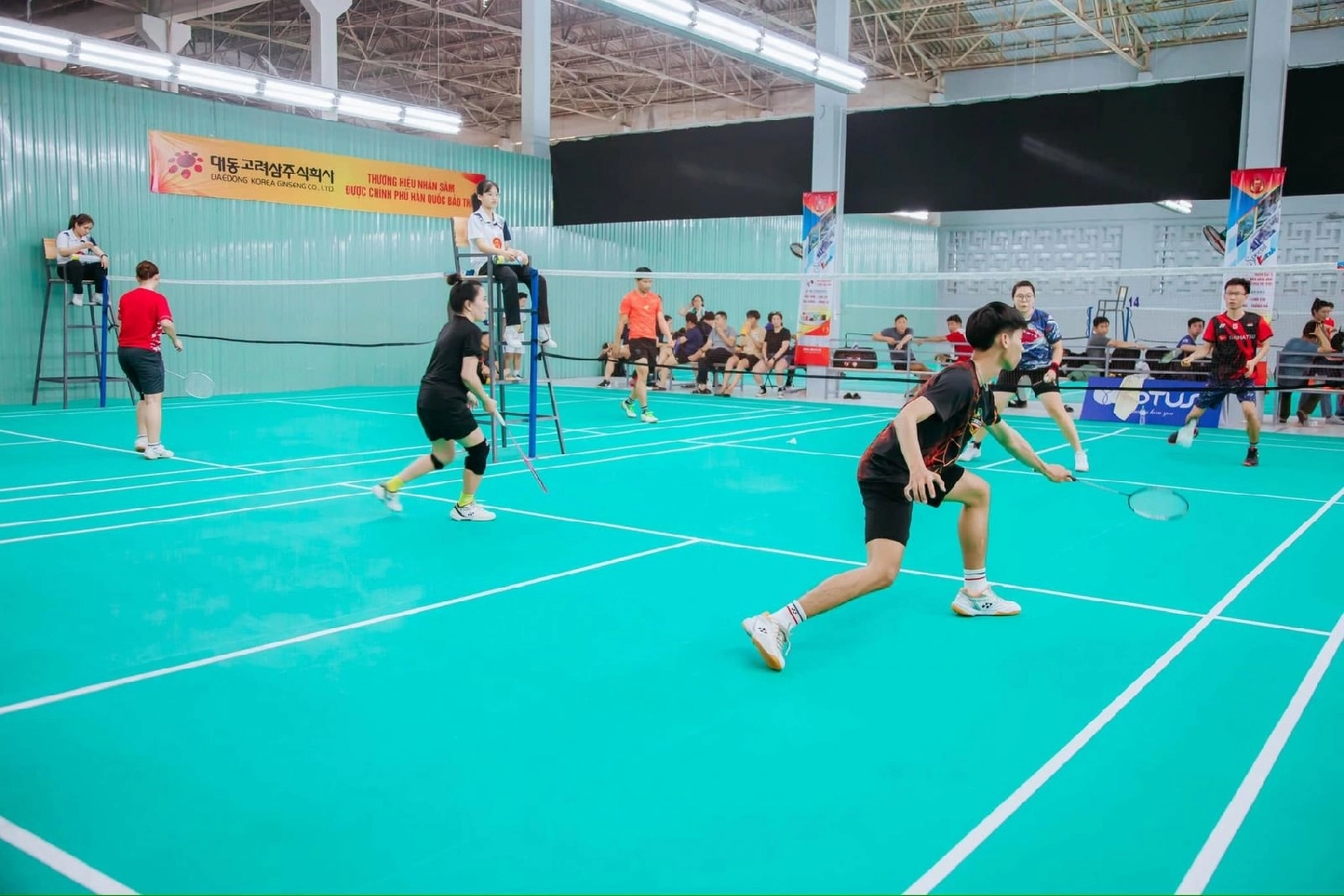 Sân cầu lông Lio Sport