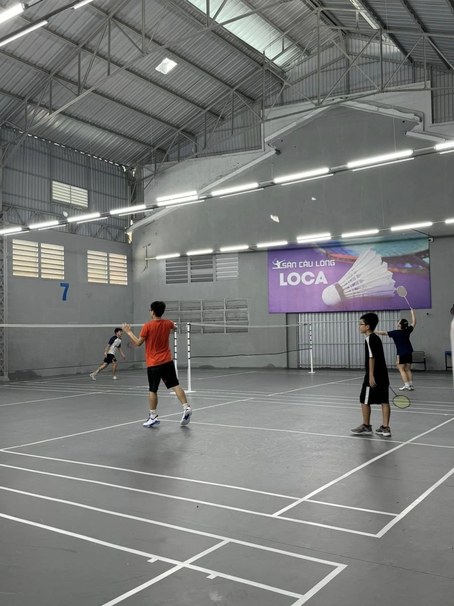 sân cầu lông Loca Badminton Club