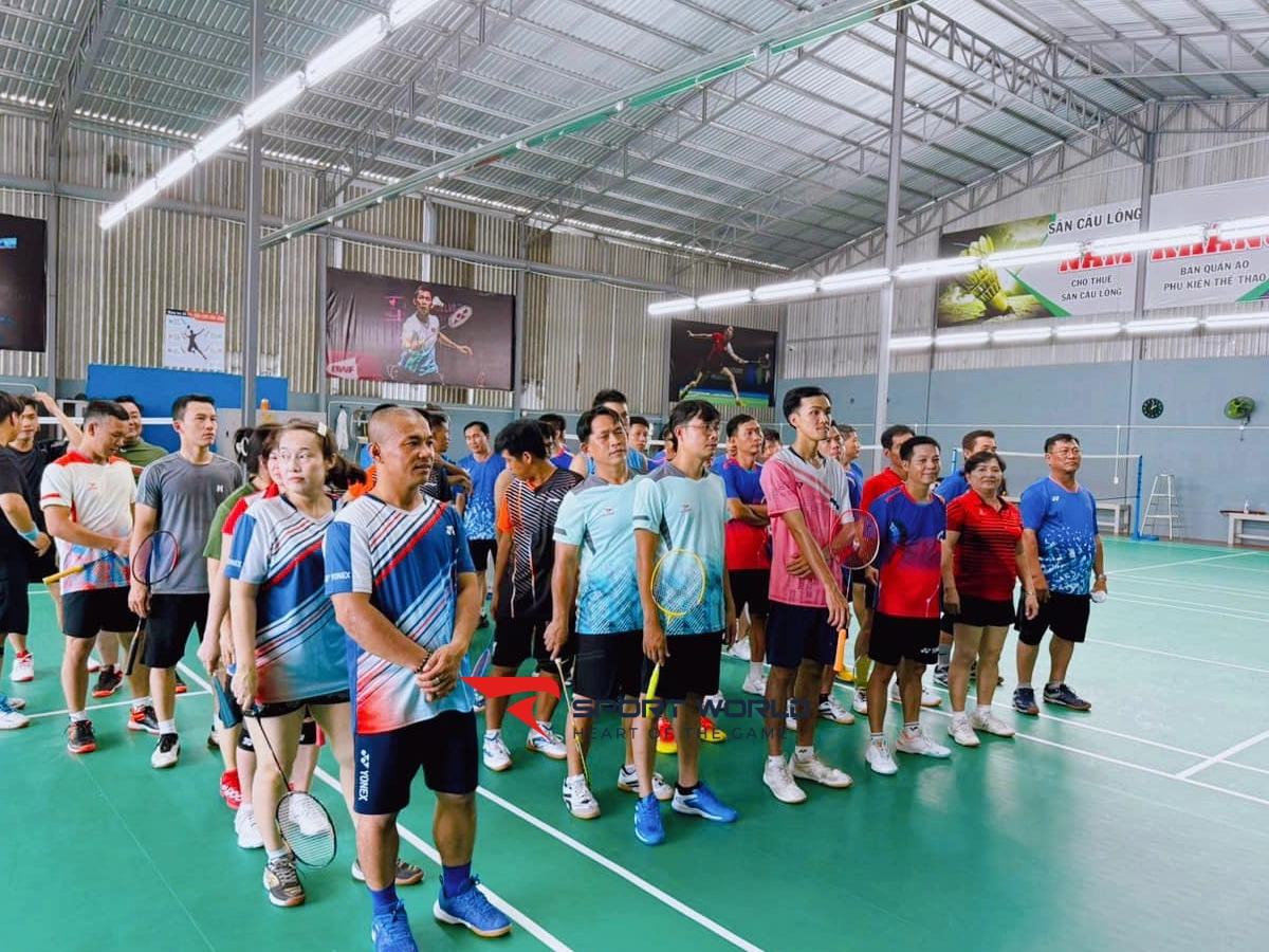 Dịch vụ tại sân cầu lông nam khang