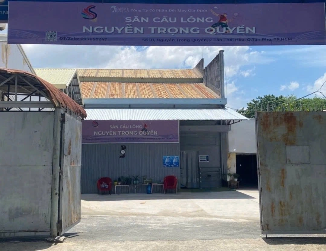 Cổng chào sân cầu lông nguyễn trọng quyền