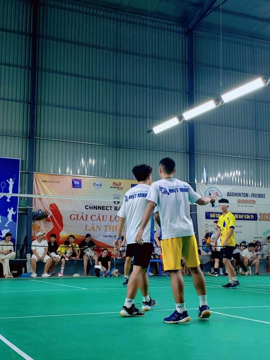 Sân cầu lồng nhựt minh