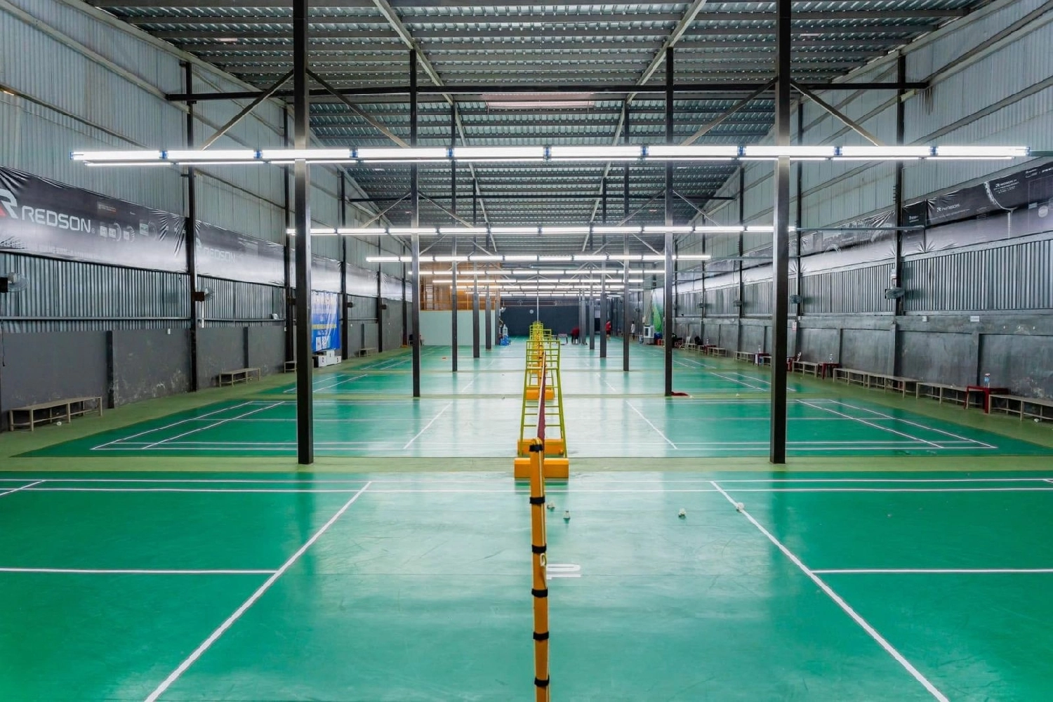 Sân cầu lông Quang Vinh