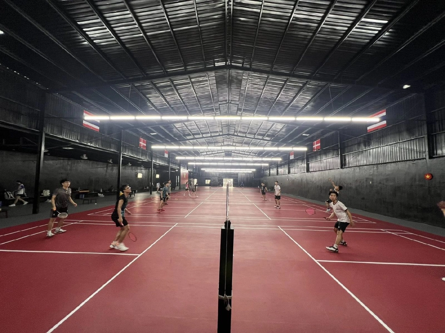 Sân cầu lông Tấn Nguyễn Academy