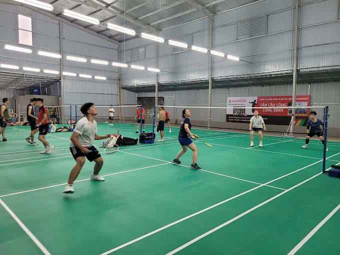 Sân cầu lông Long Bình