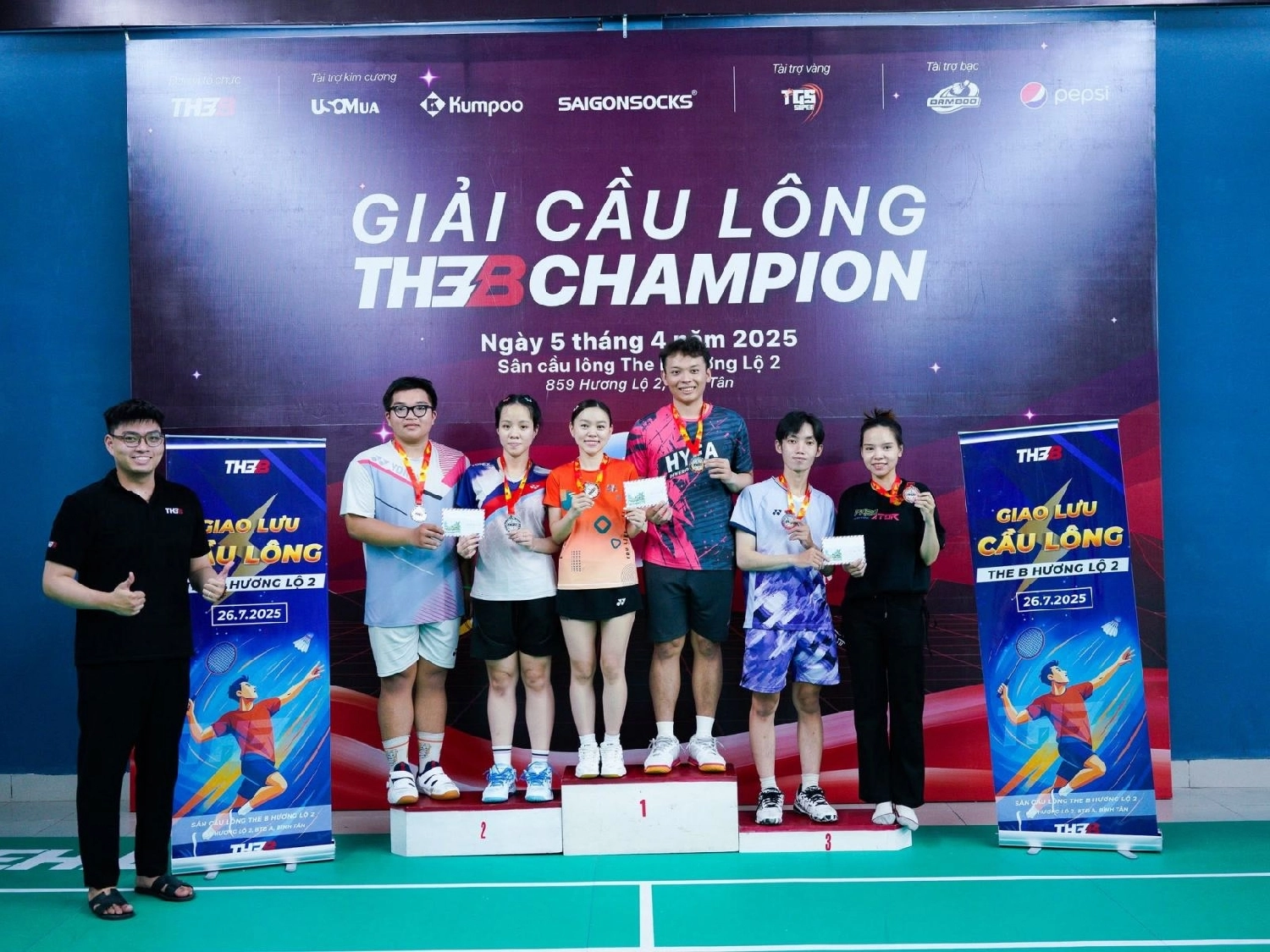 Sân cầu lông The B Hương lộ 2