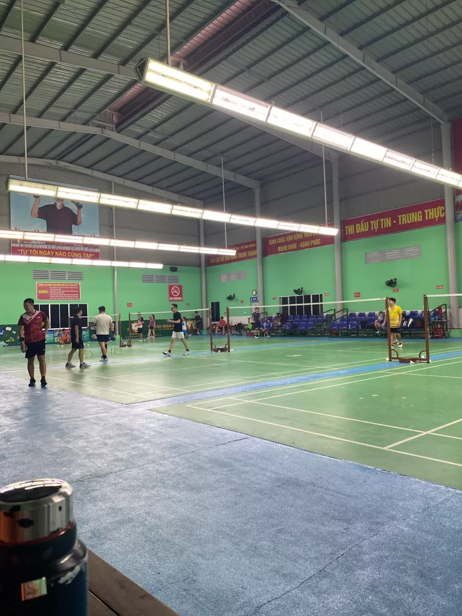 Sân cầu lông trung thành