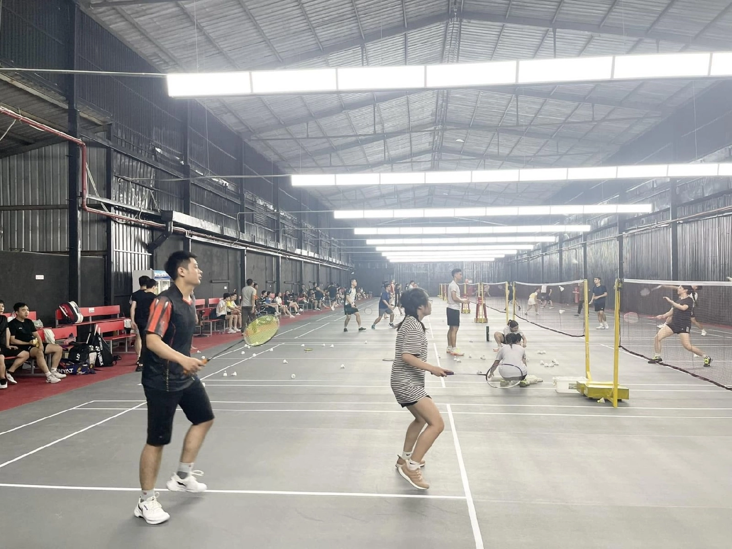 Sân cầu lông VNBC
