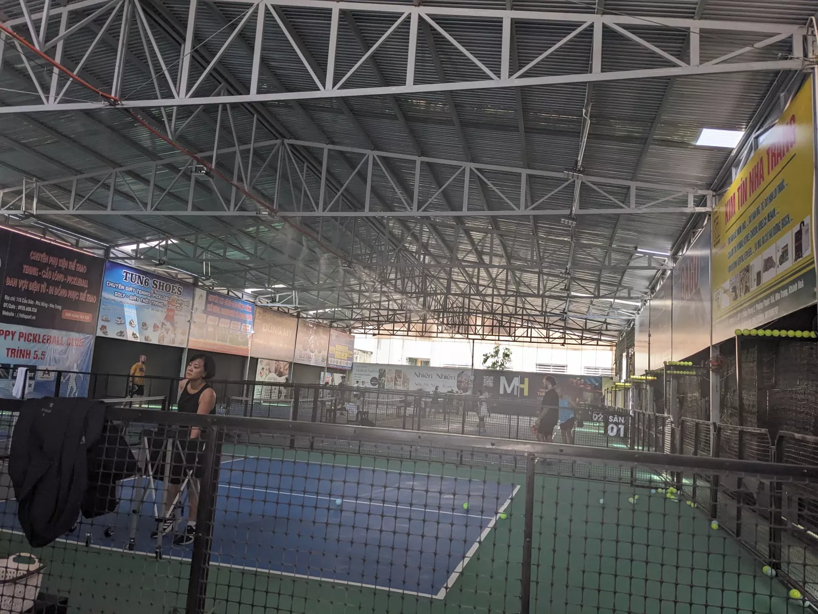 Các dịch vụ tại sân happy pickleball