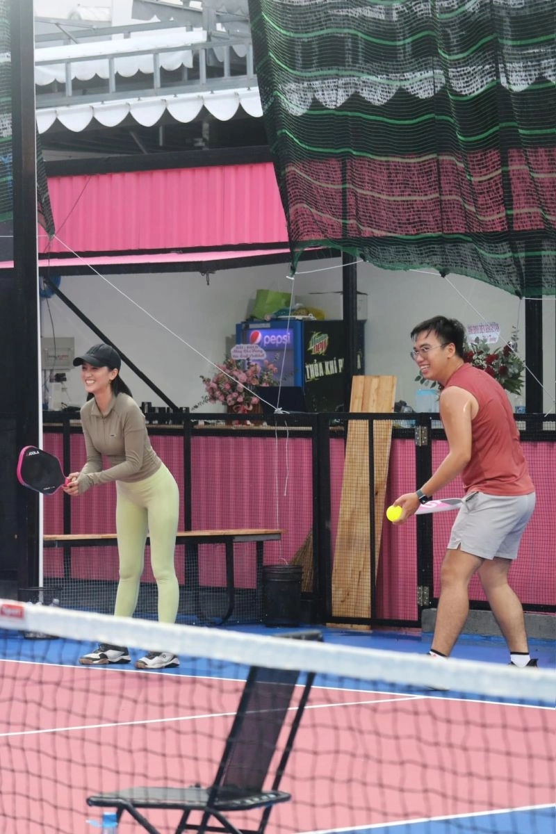 Các dịch vụ tiện ích của sân Pickleball Zone 92