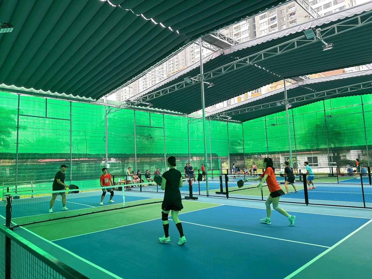 Các dịch vụ tiện ích của sân Lacasa De Pickleball