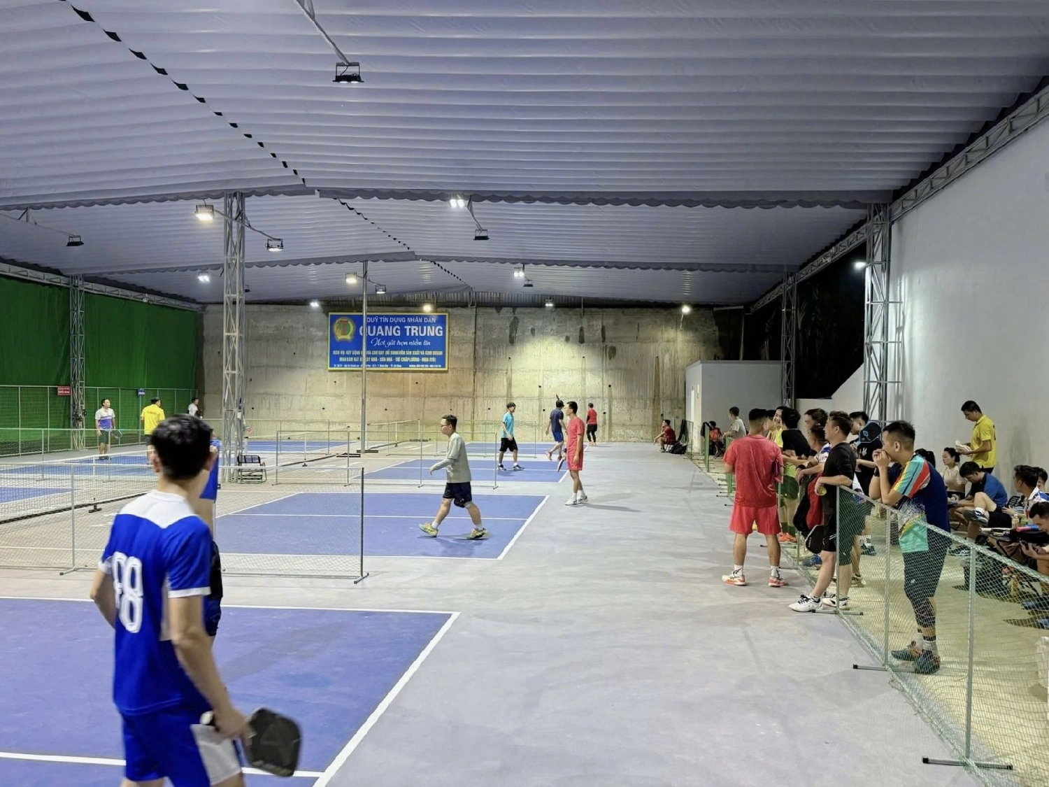 Các dịch vụ tiện ích của sân Pickleball 19/5