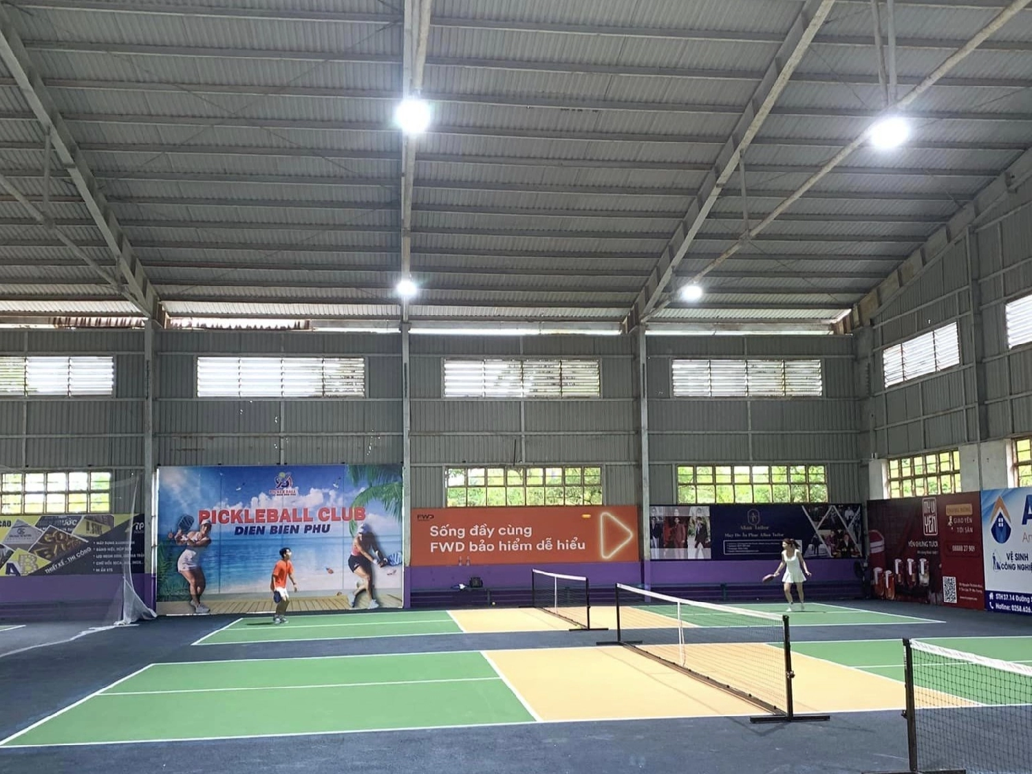 Các dịch vụ tiện ích của sân Pickleball 260 Điện Biên Phủ