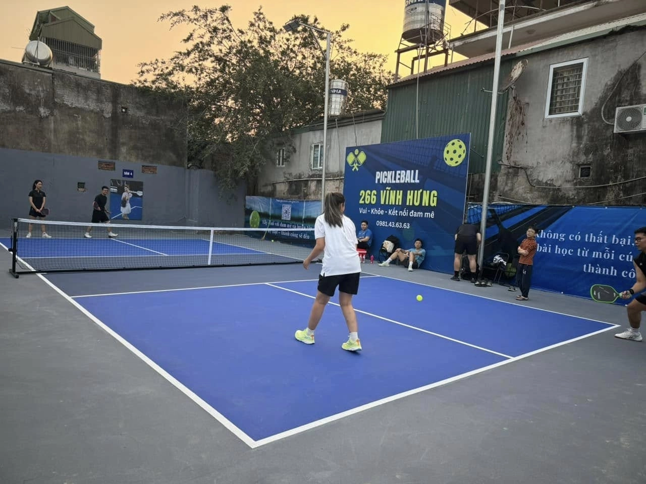 Các dịch vụ tiện ích của sân Pickleball 266 Vĩnh Hưng