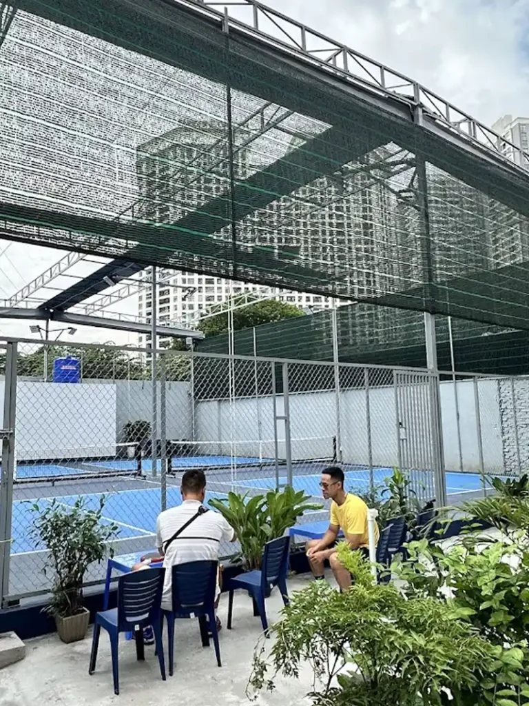 Các dịch vụ tiện ích tại sân Pickleball 622 Minh Khai