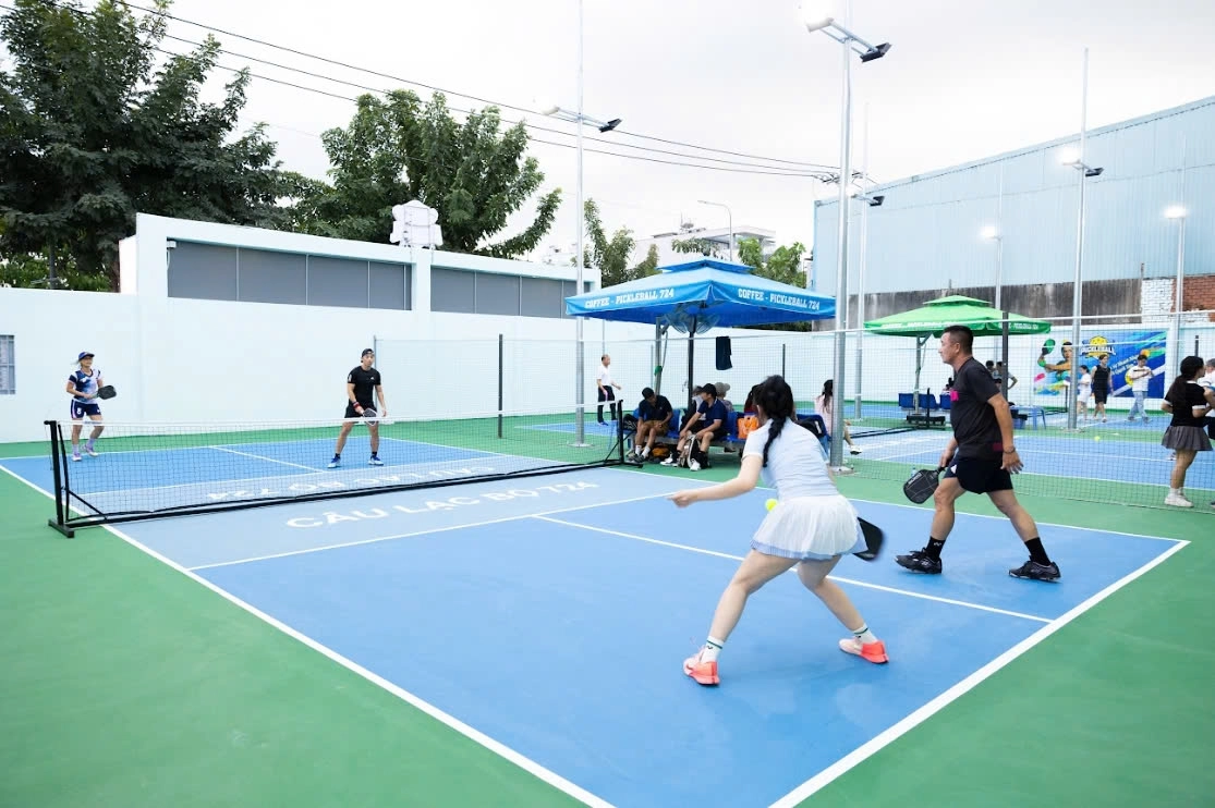 Các dịch vụ tiện ích tại sân Pickleball 724