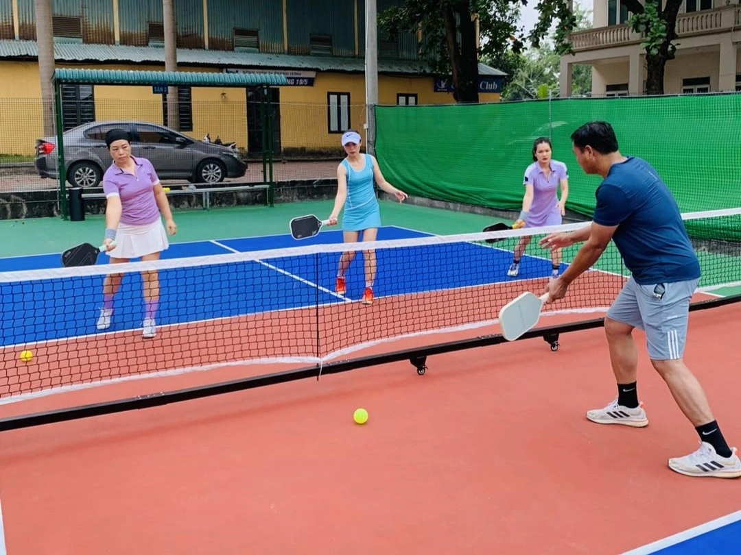 Các dịch vụ tiện ích của sân Pickleball 74 Academy