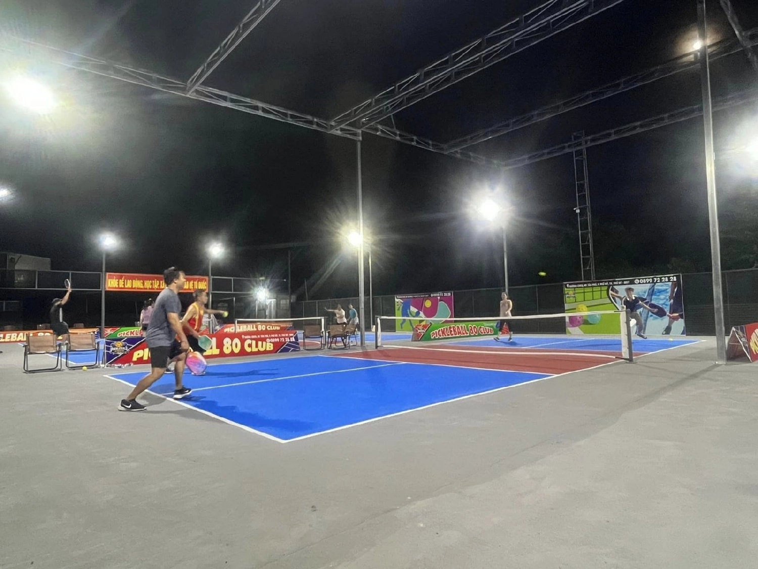 Các dịch vụ tiện ích của sân Pickleball 80 Club