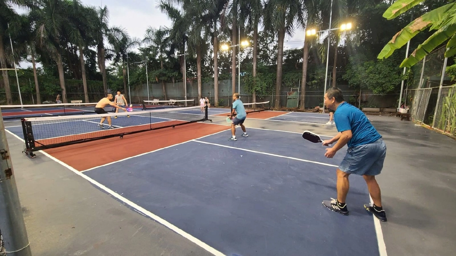 Các dịch vụ tiện ích của sân Pickleball Âu Lạc