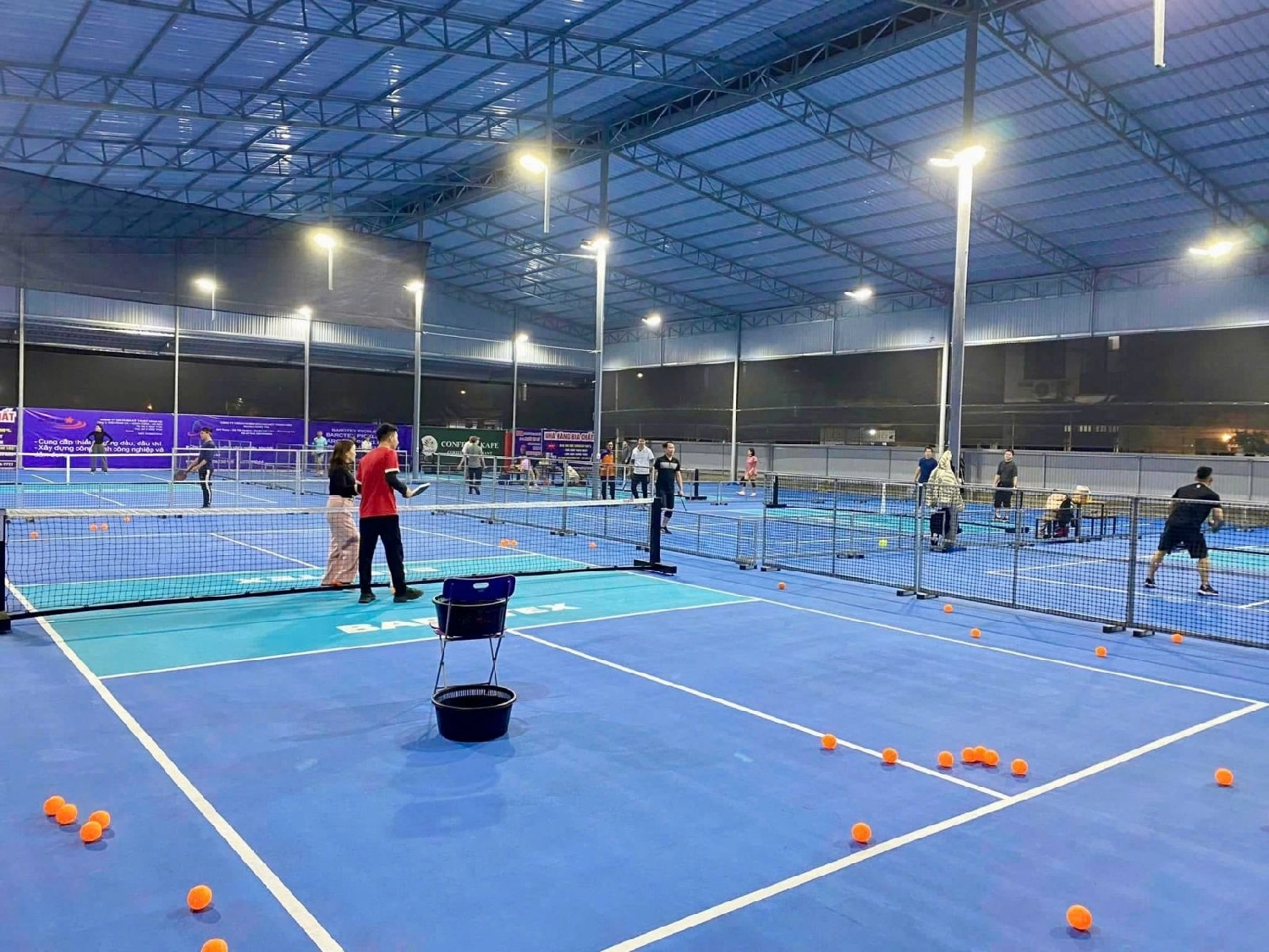 Hoạt động huấn luyện tại sân barotex pickleball