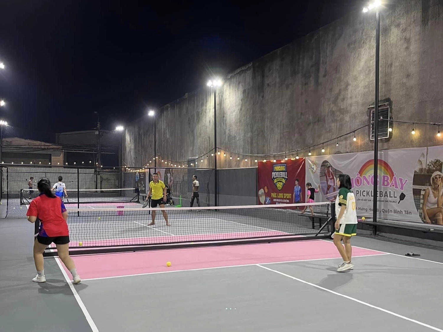 Sân Pickleball Hồng Bảy