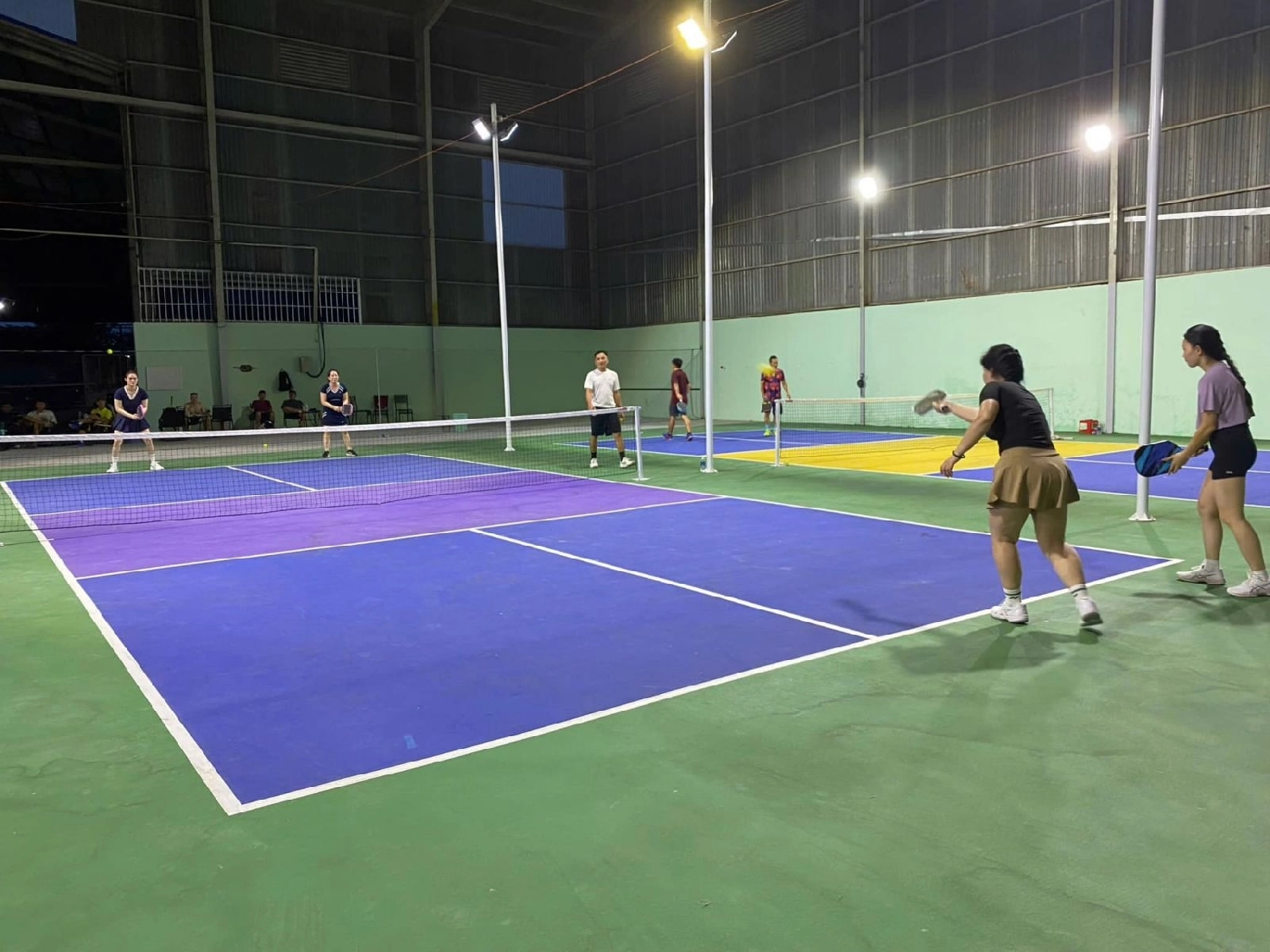 Các dịch vụ tiện ích của sân Pickleball Cầu Xéo