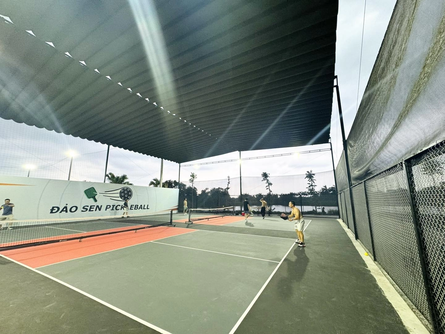 Sân Pickleball Quận Long Biên Đảo Sen