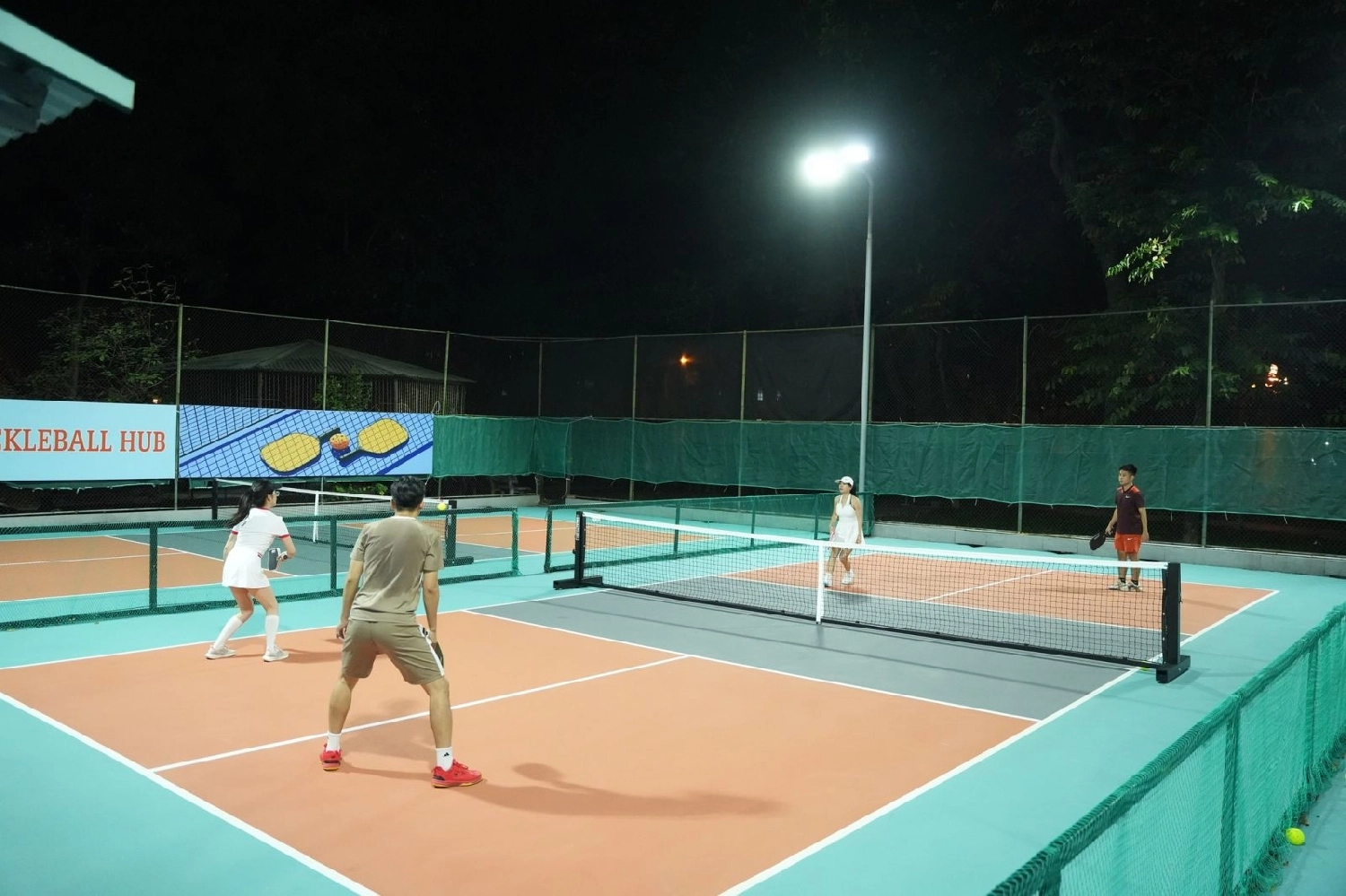 Sân Pickleball Định Công