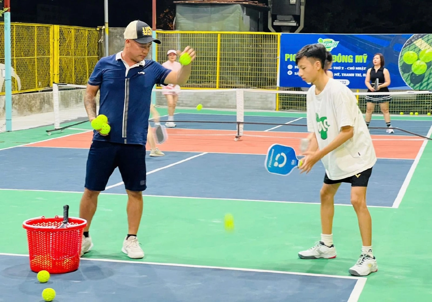 Các dịch vụ tiện ích của sân Pickleball Đông Mỹ