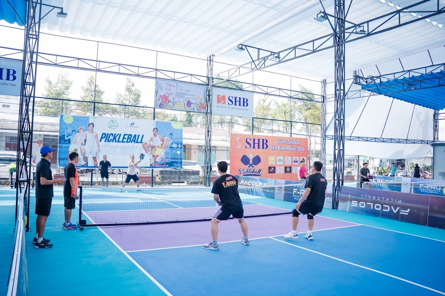 Các dịch vụ tiện ích của sân Pickleball Đồng Xoài 93