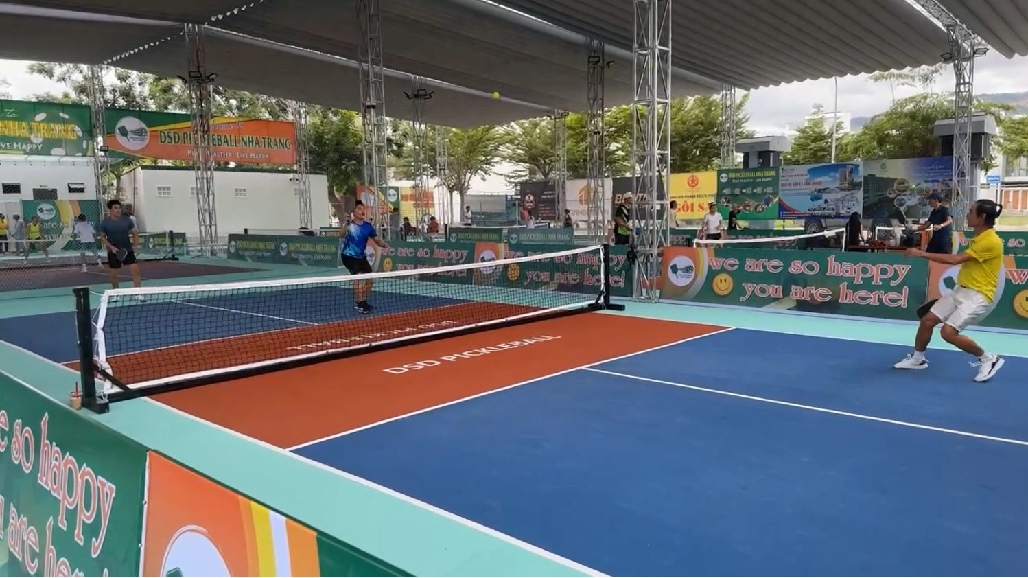 Các dịch vụ tiện ích của sân Pickleball DSD Nha Trang