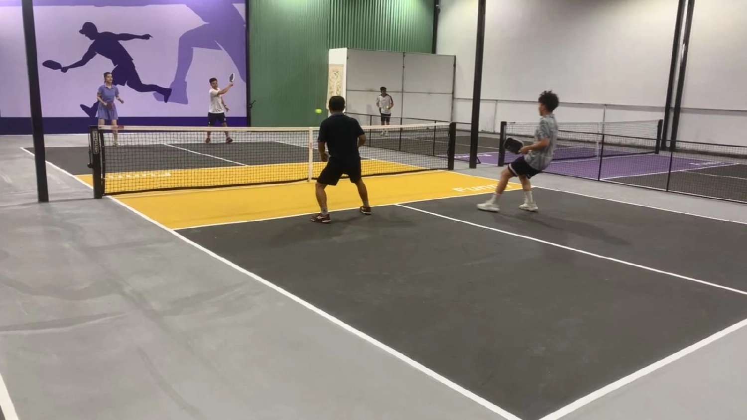 Sân Pickleball Funny