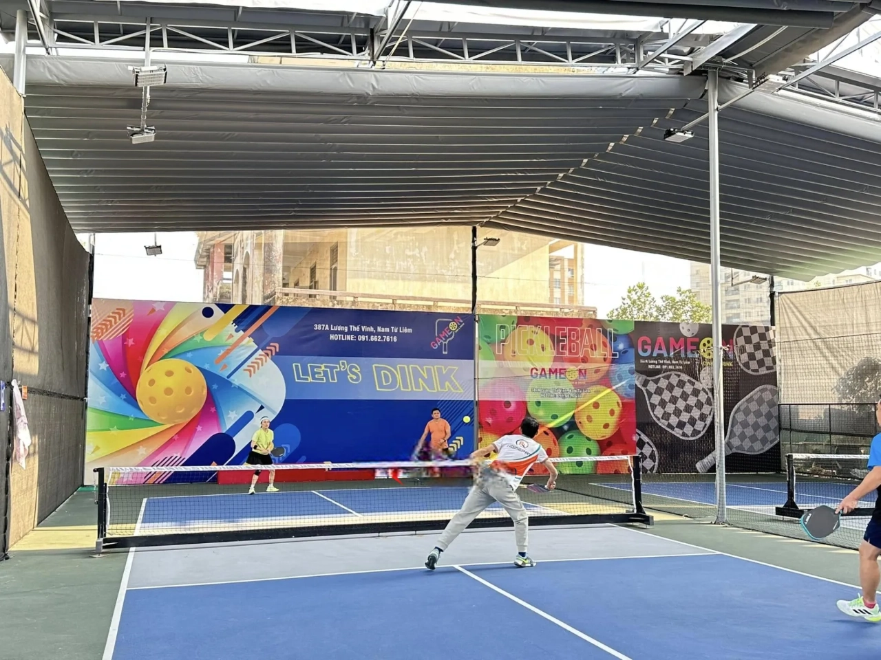 Các dịch vụ tiện ích tại sân Pickleball Game On