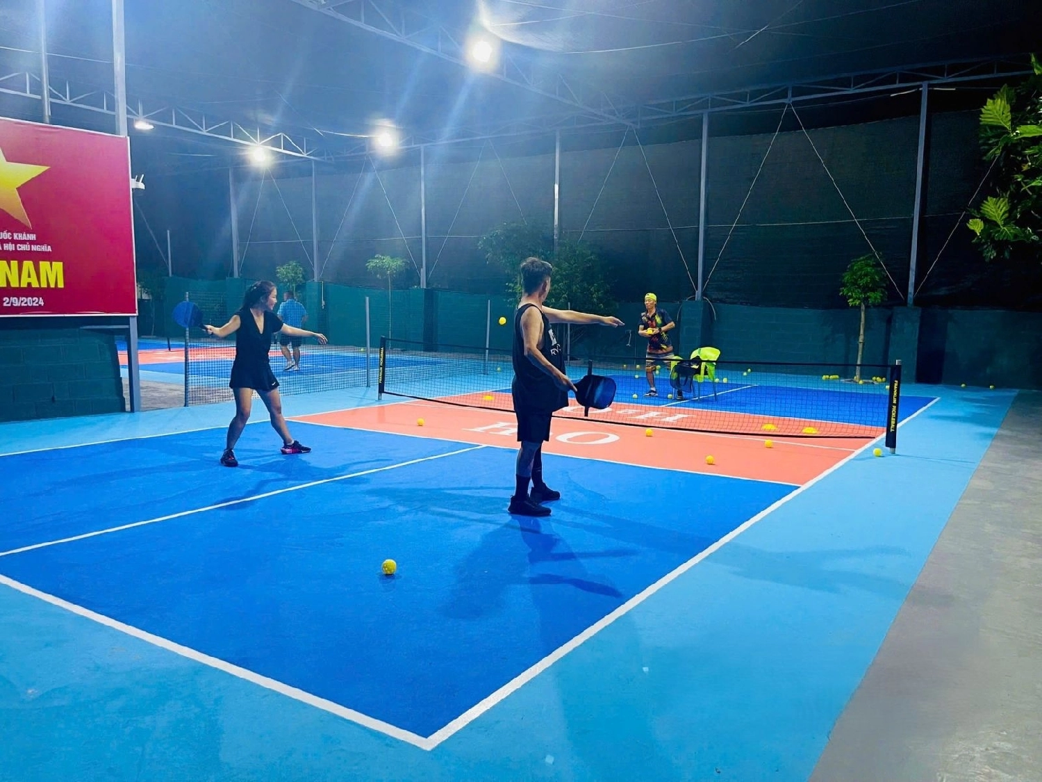 Các dịch vụ tiện ích của sân Pickleball H2O