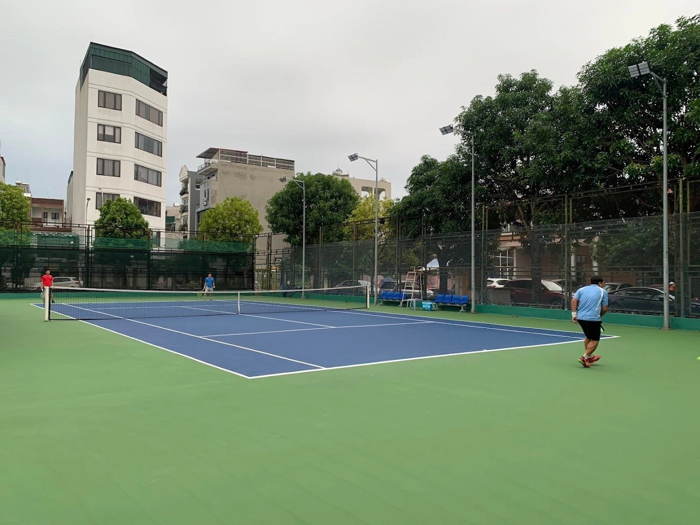 Sân pickleball ngoài trời tại sân Pickleball Hà Trì Hà Đông
