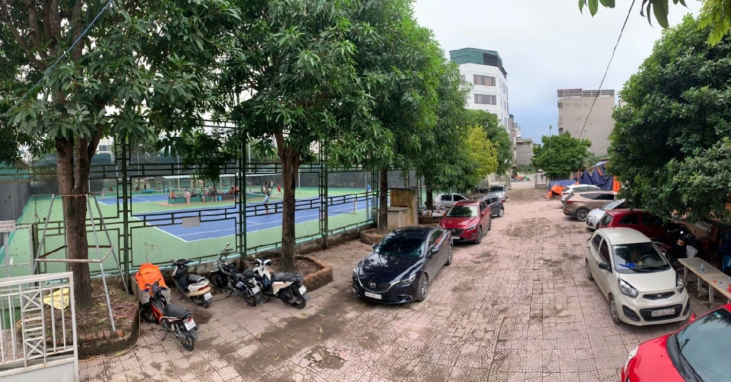 Bãi đỗ xe tại sân Pickleball Hà Trì Hà Đông