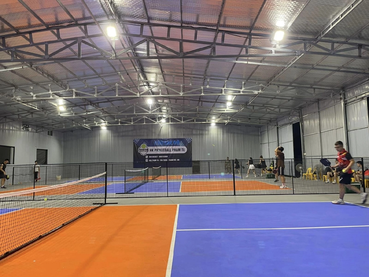 Các dịch vụ tiện ích của sân Pickleball HK Phạm Tu