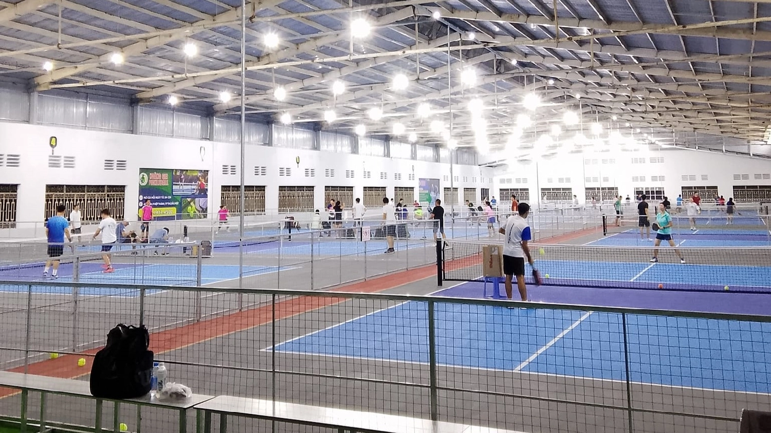 Sân Pickleball Hoàng Gia