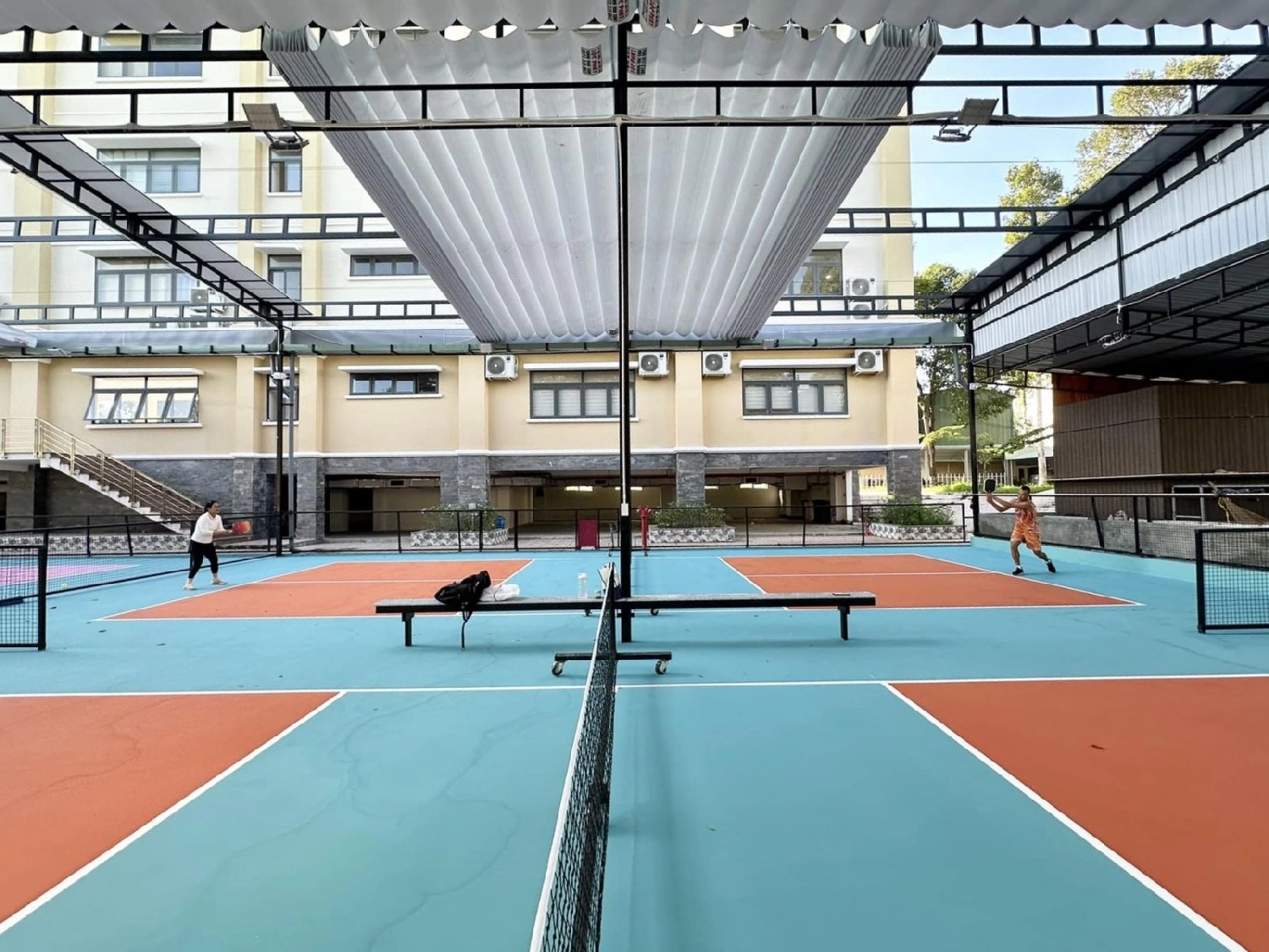 Sân Pickleball Hoàng Thành Trung