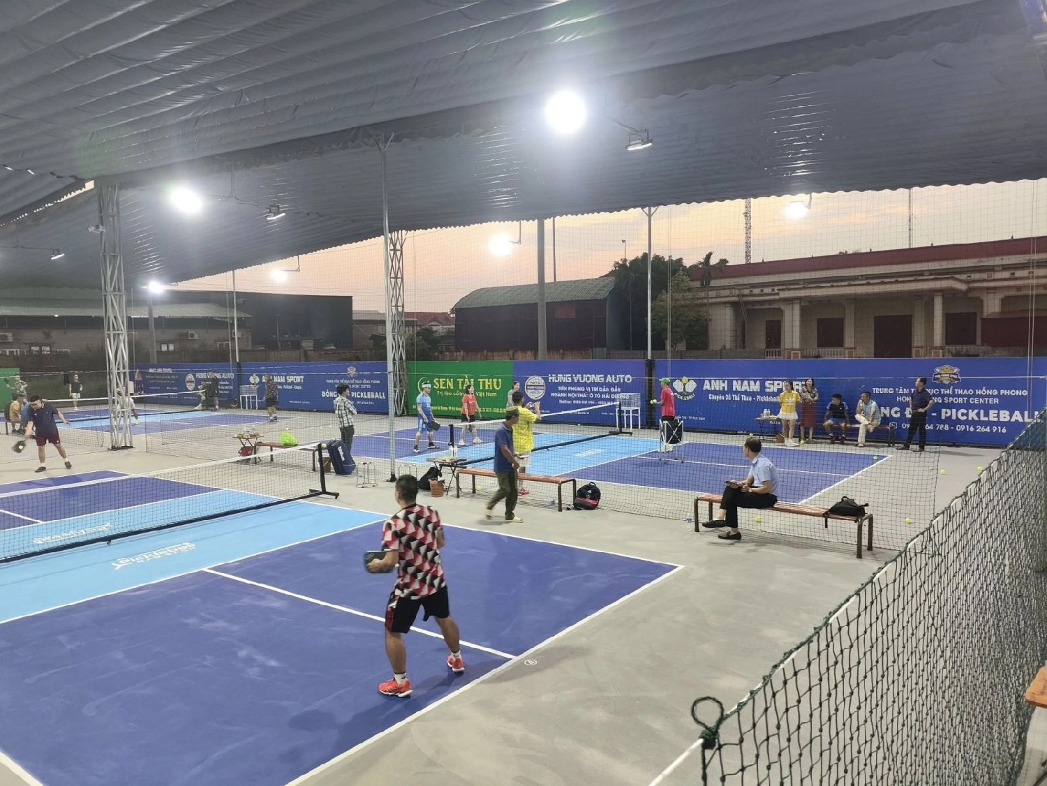 Giới thiệu sân Pickleball Hồng Phong