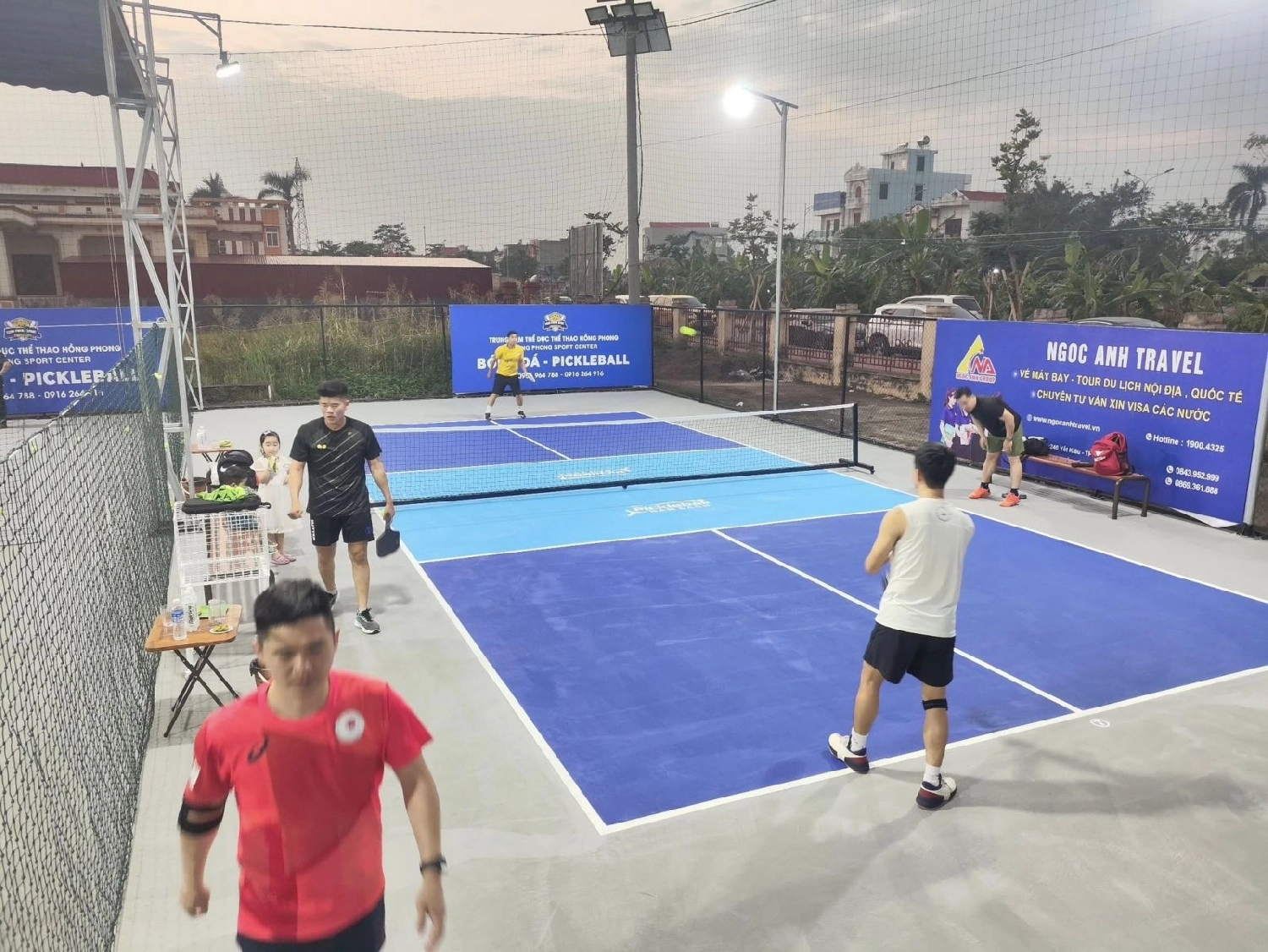 Giá thuê sân Pickleball Hồng Phong