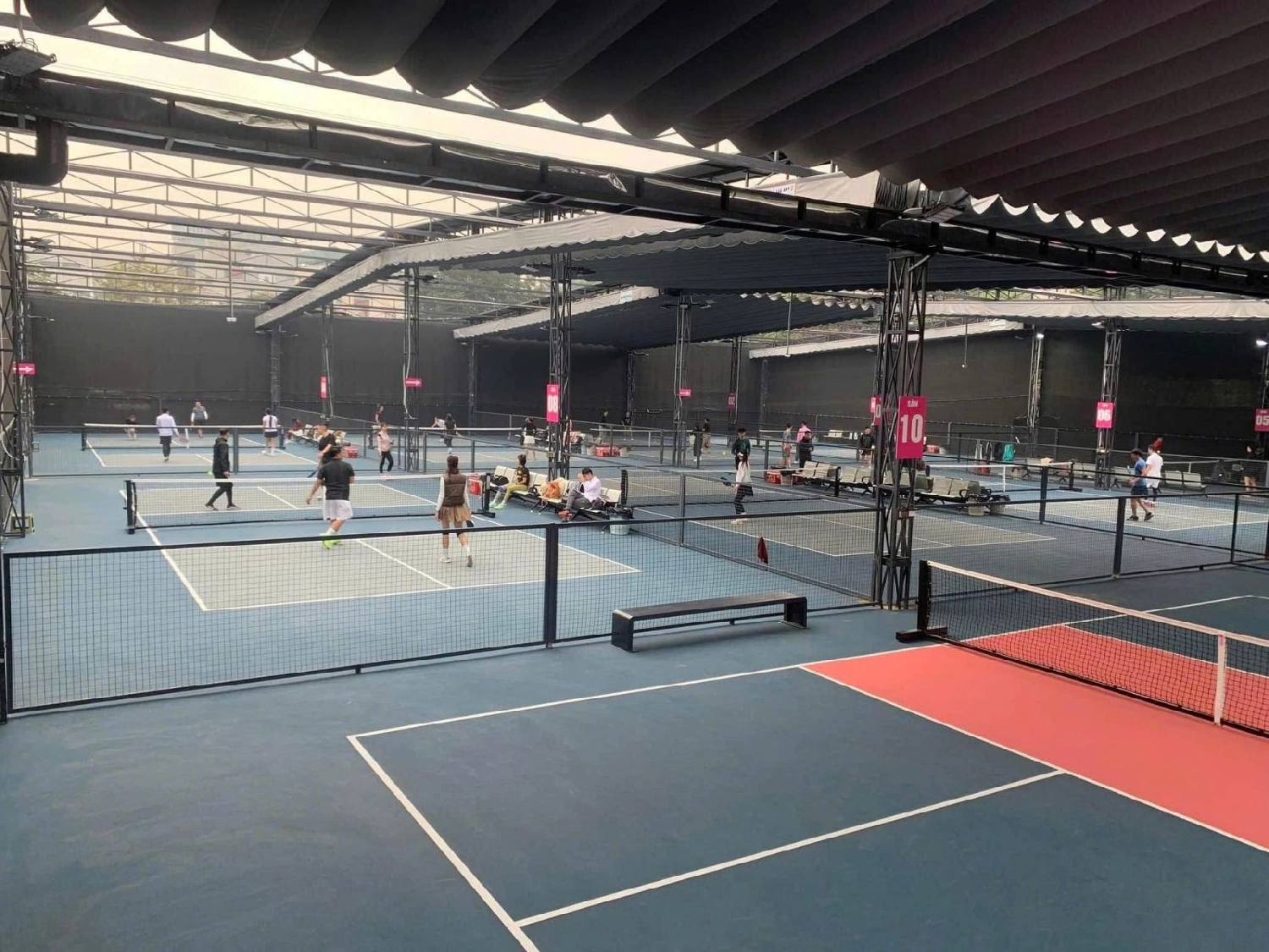 Thuê sân pickleball Huỳnh Thúc Kháng
