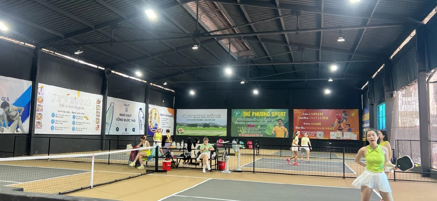 Không gian sân pickleball iec Hà nội