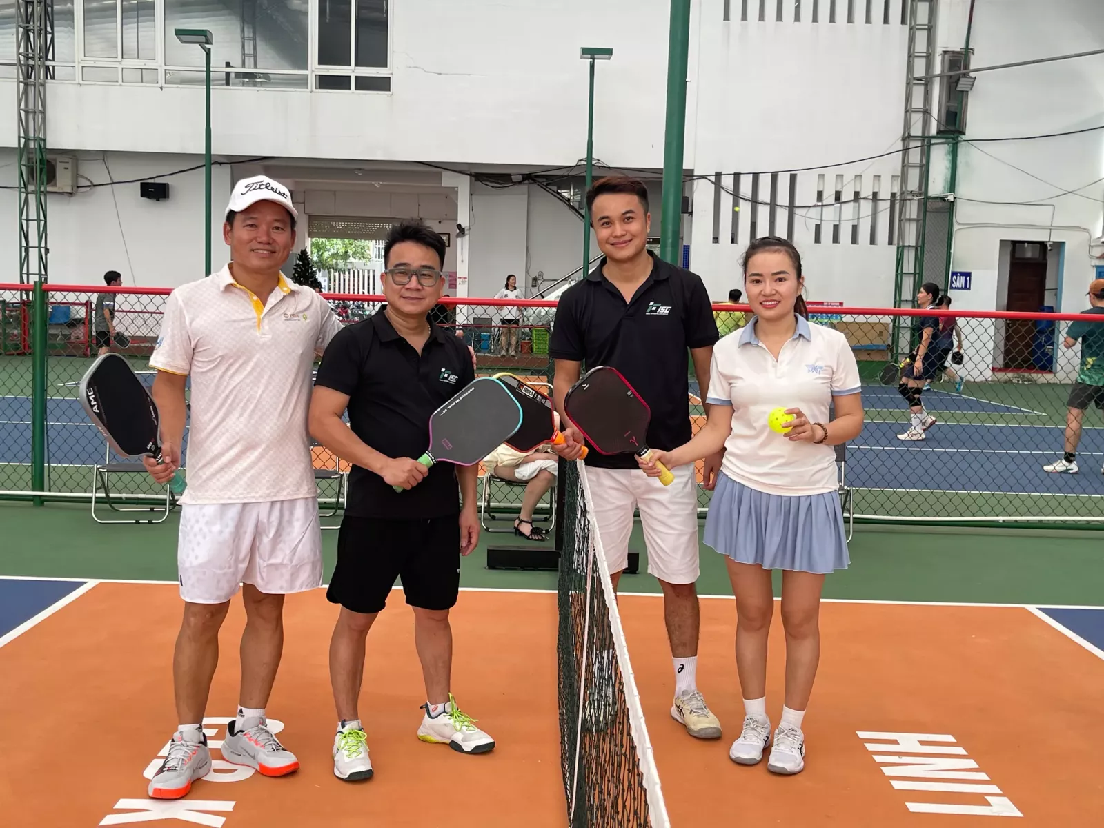 Sân pickleball khang linh vũng tàu đáp ứng tốt các dịch vụ và tiện ích
