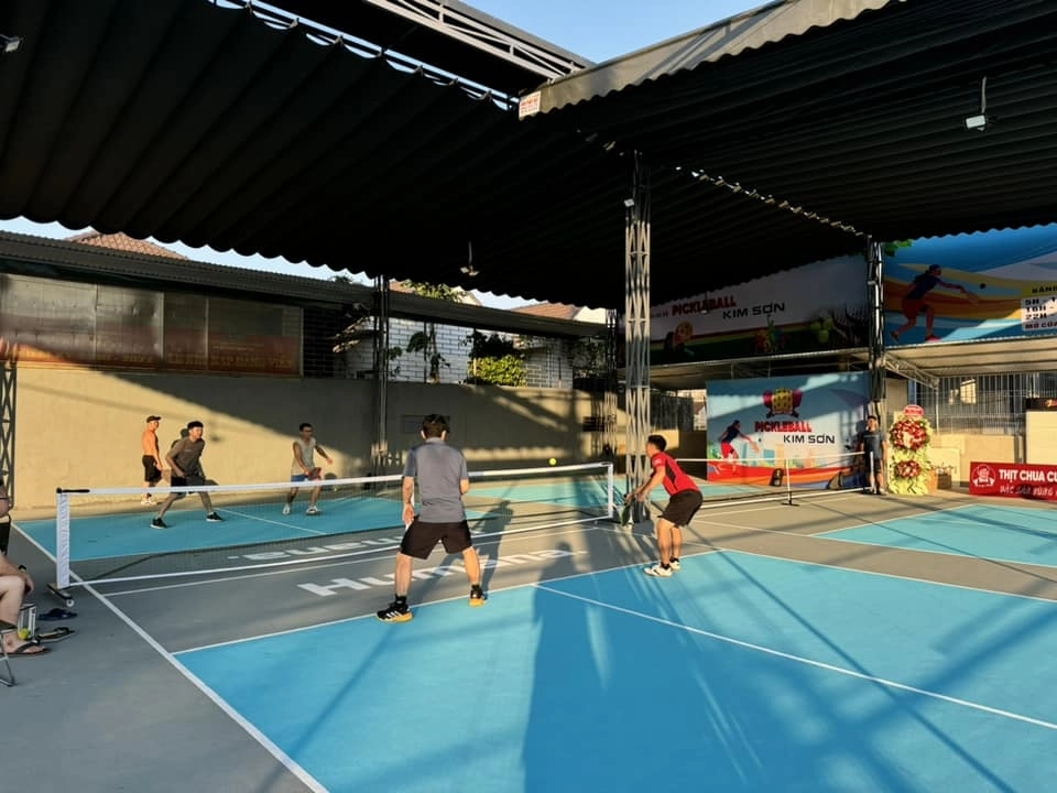 Các dịch vụ tiện ích của sân Pickleball Kim Sơn