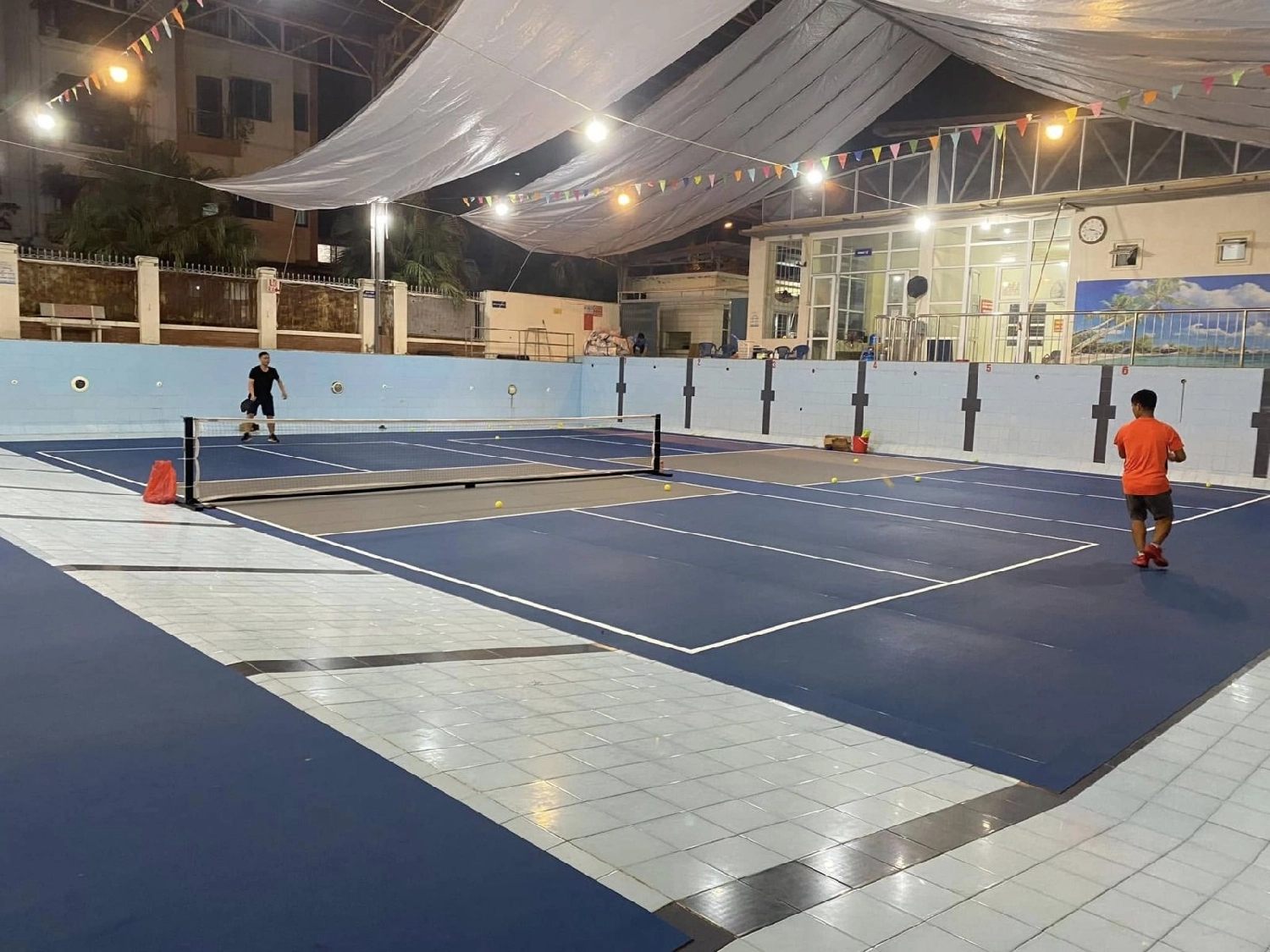Các dịch vụ tiện ích tại sân Pickleball La Khê
