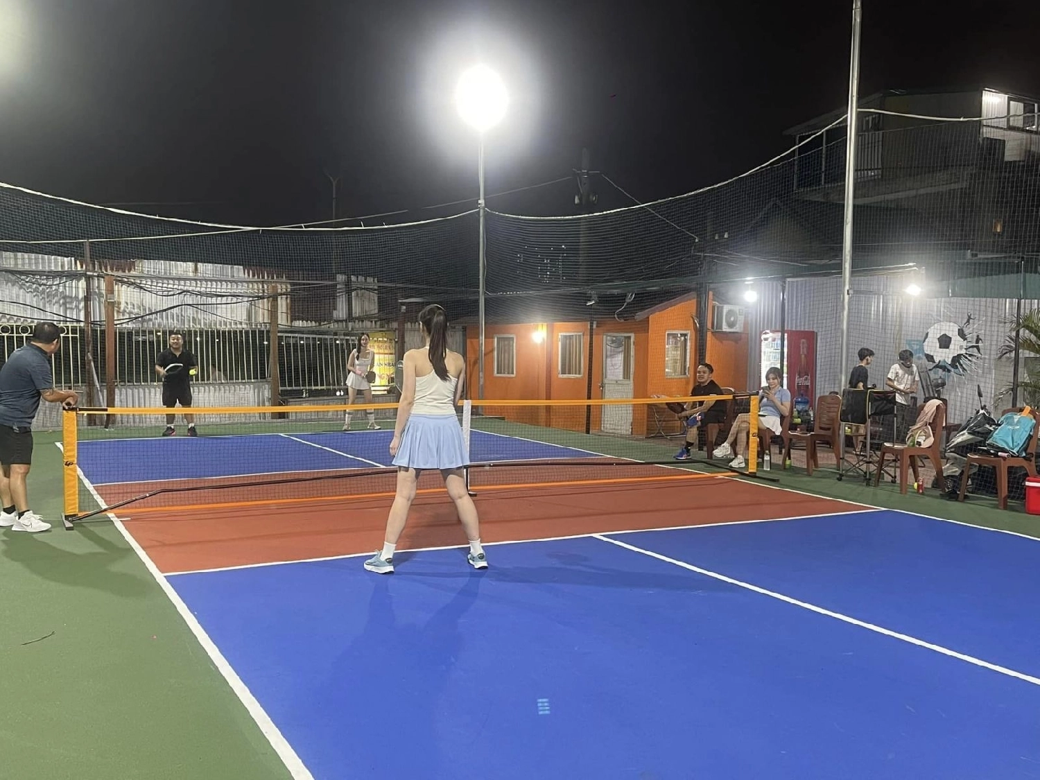 Các dịch vụ tiện ích của sân Pickleball La Thành