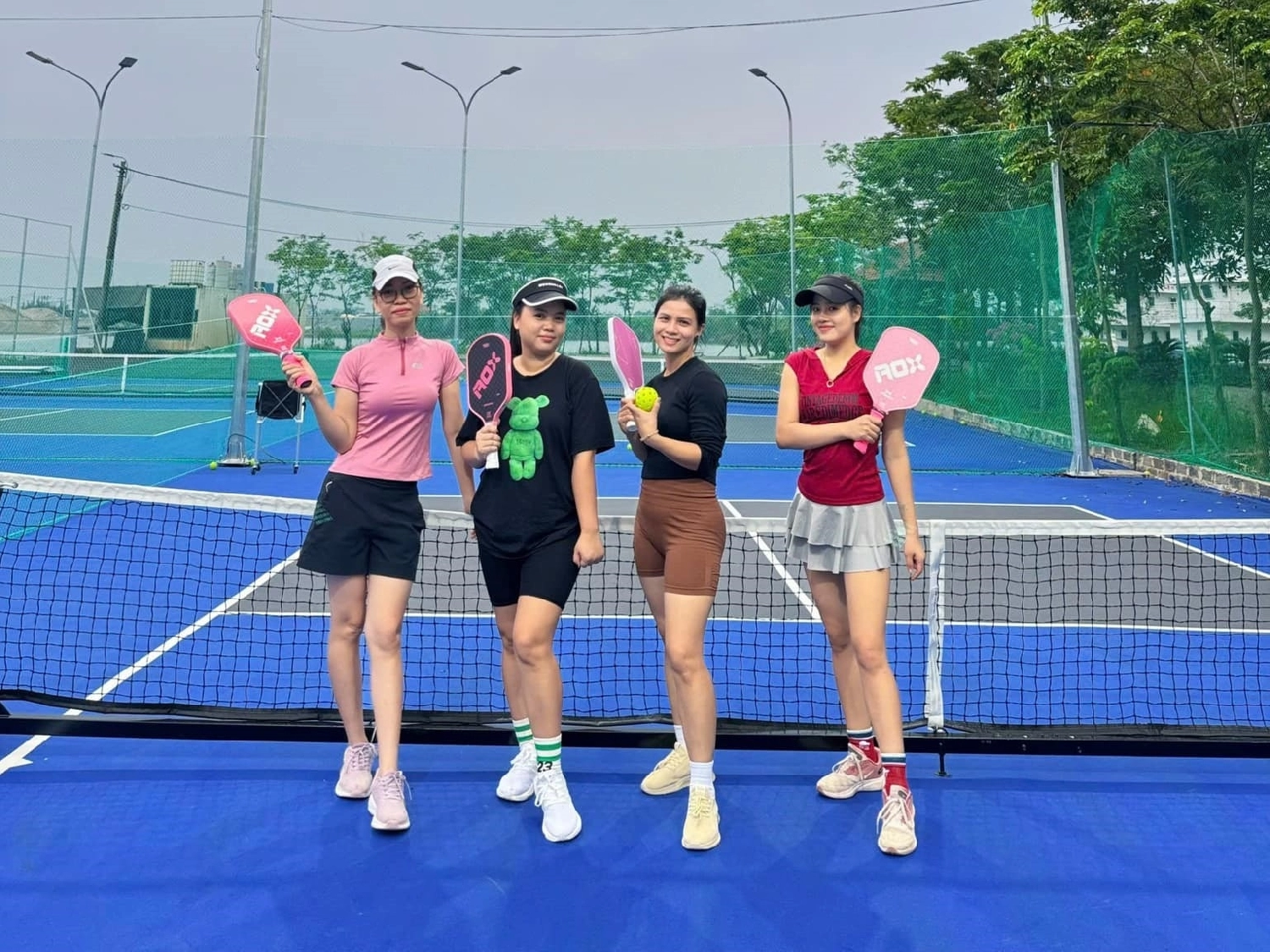 Sân Pickleball Lạc Quần