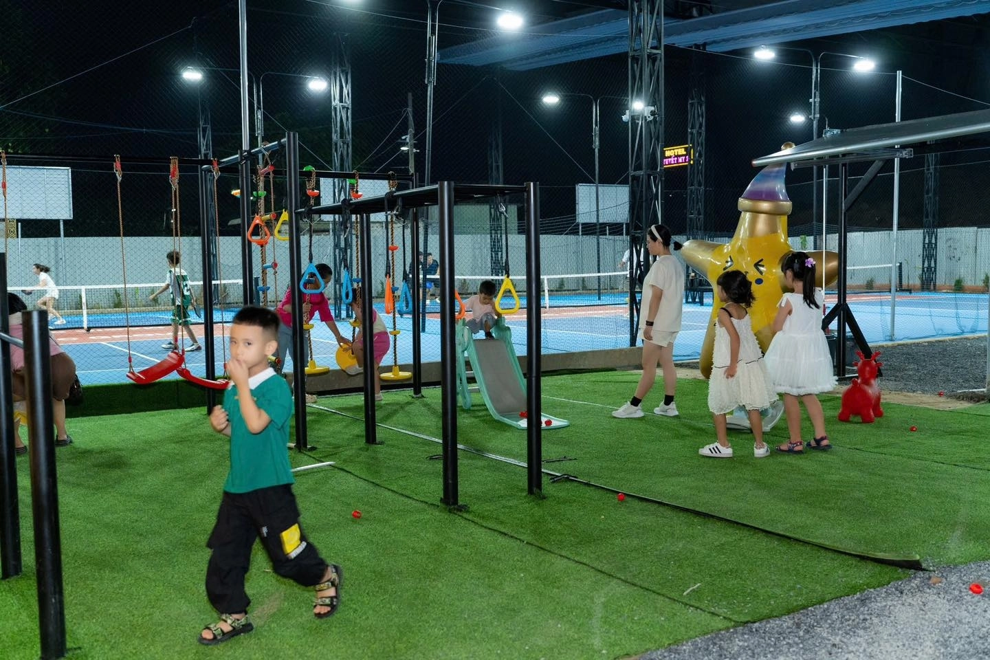 Giới thiệu sân Pickleball Magic